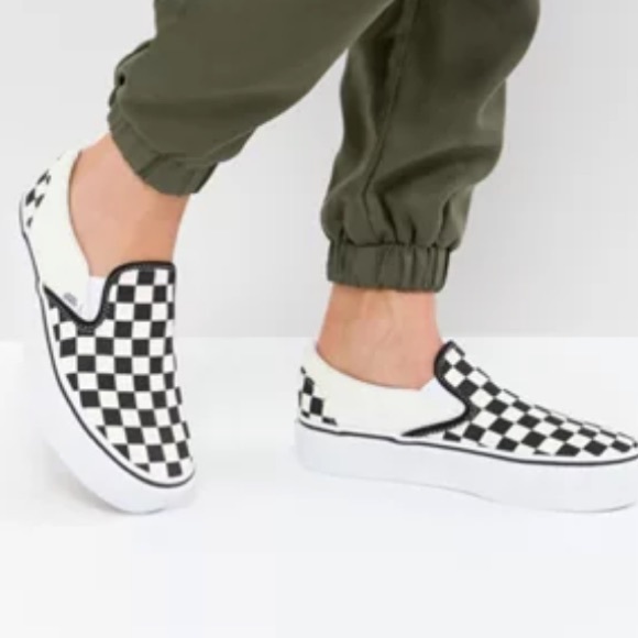 ❌SOLD❌ Black checkerboard NEW 
M 6.5 W 8 - Picture 3 of 9